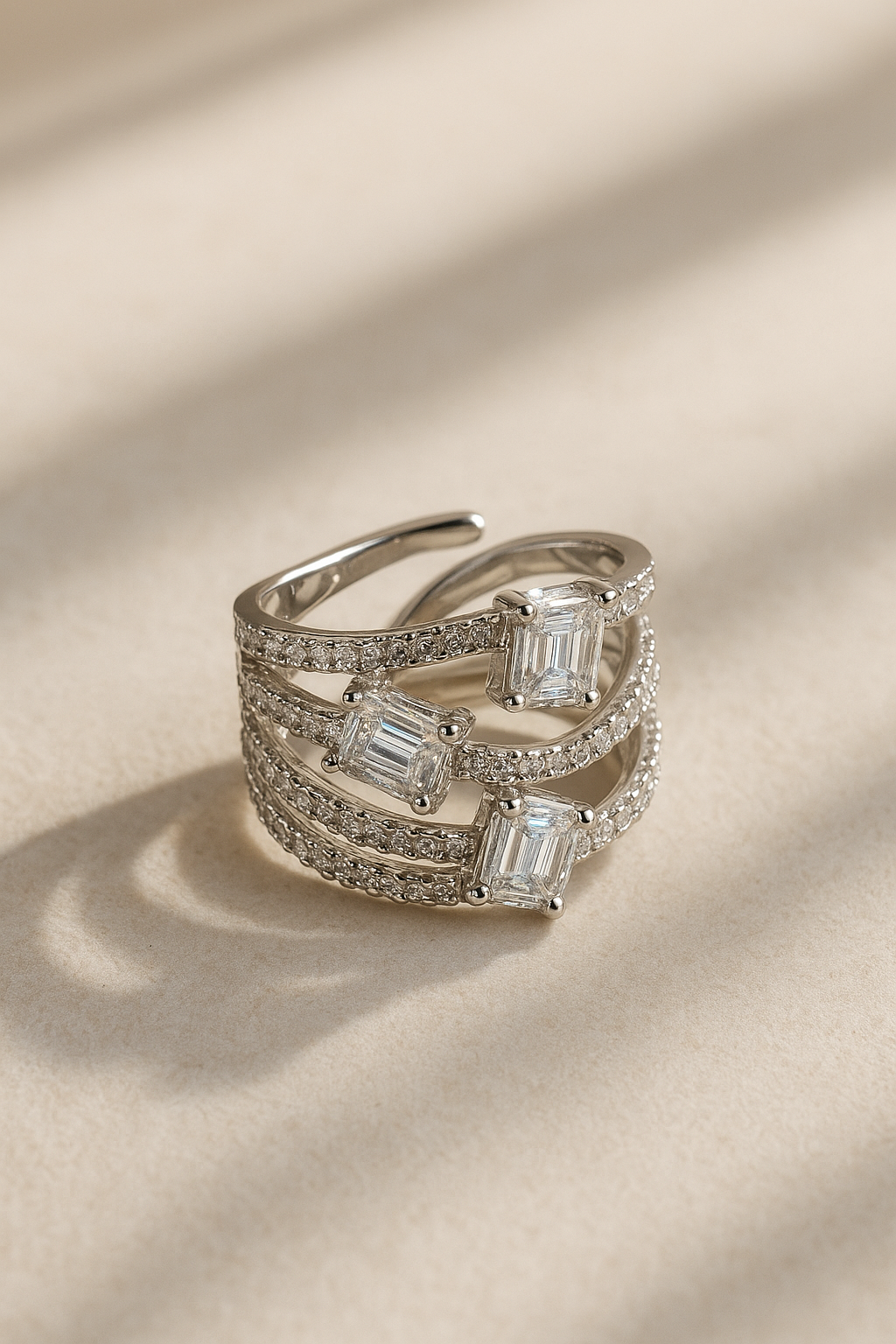 Gylis Adjustable Ring in Silver