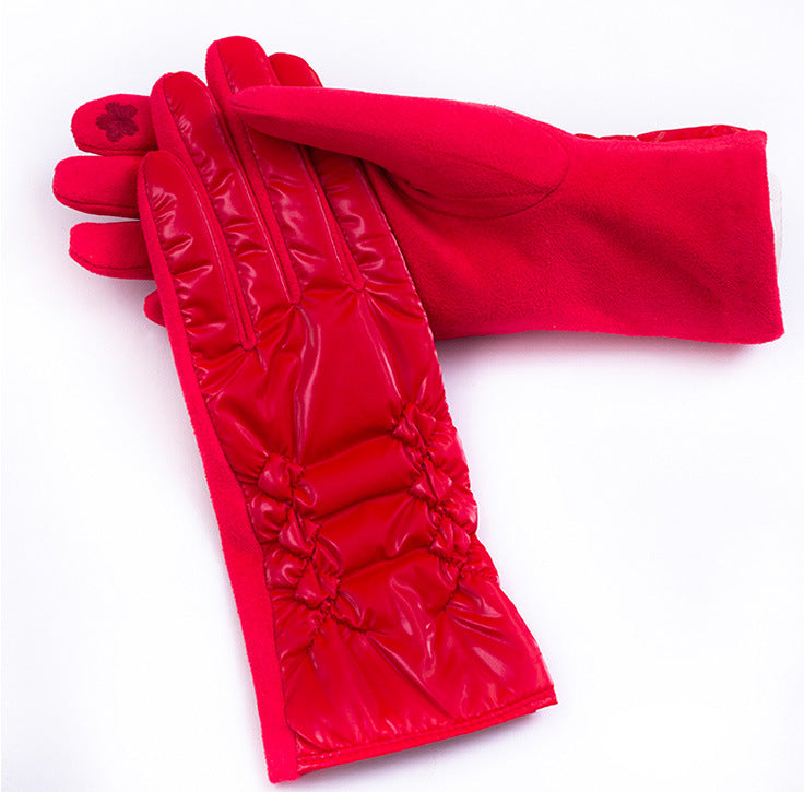 Tara Gloves in Red