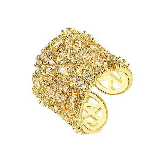 Kina Adjustable Ring in Gold