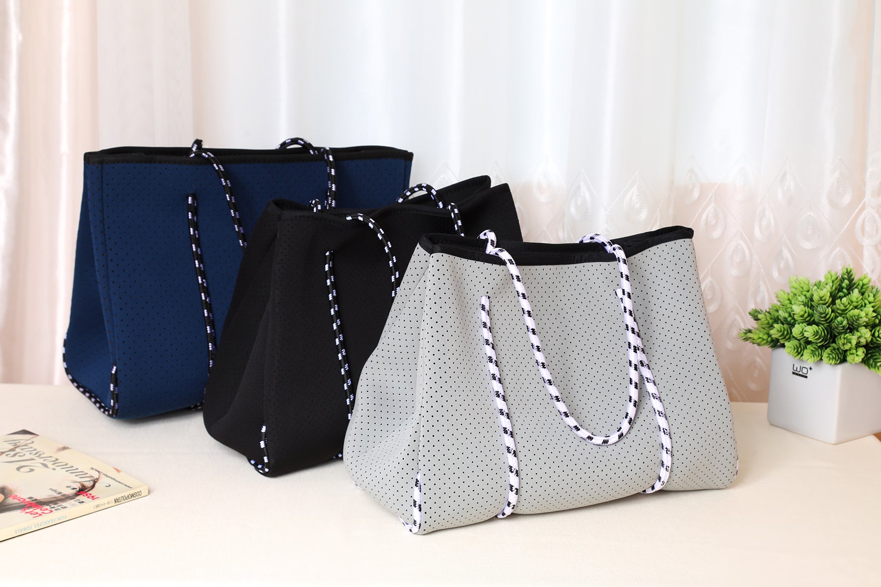 Alana Tote in Navy Blue